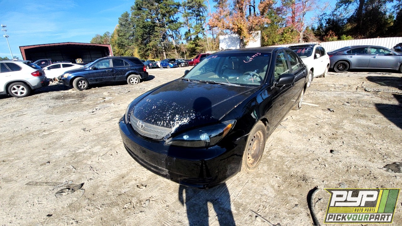 2004 TOYOTA CAMRY partes disponibles