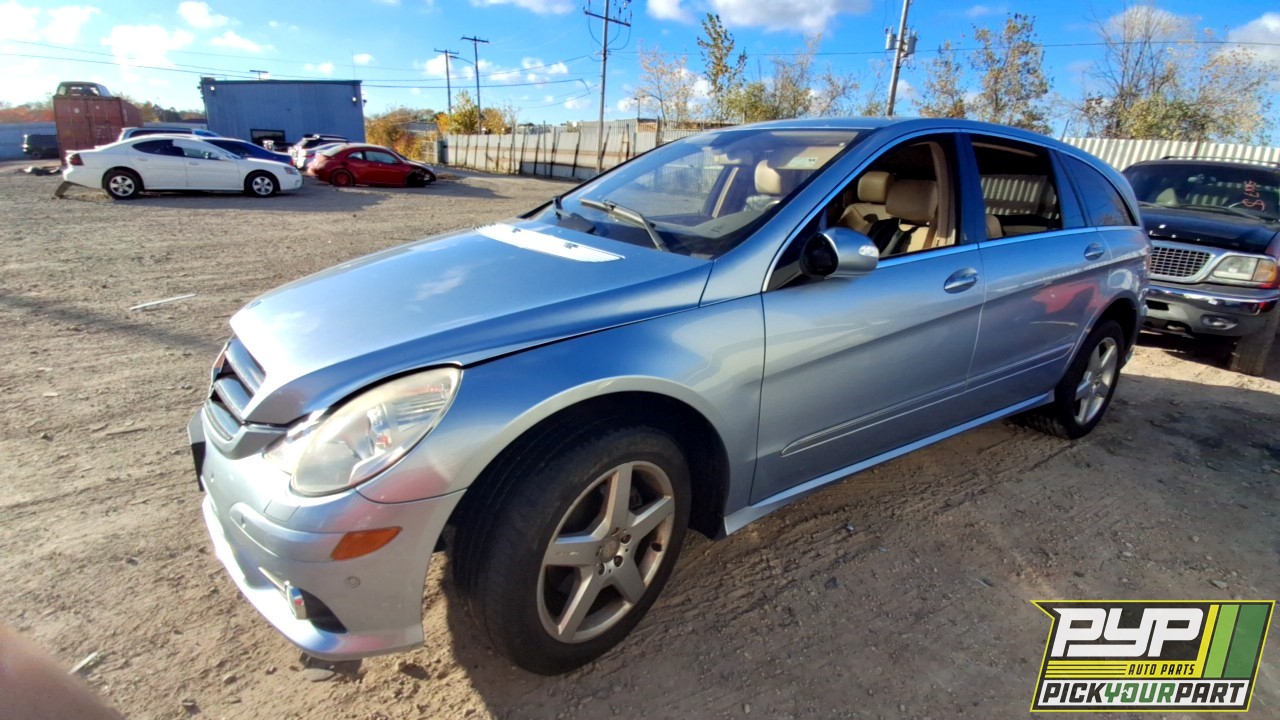 2010 MERCEDES-BENZ R350 available for parts