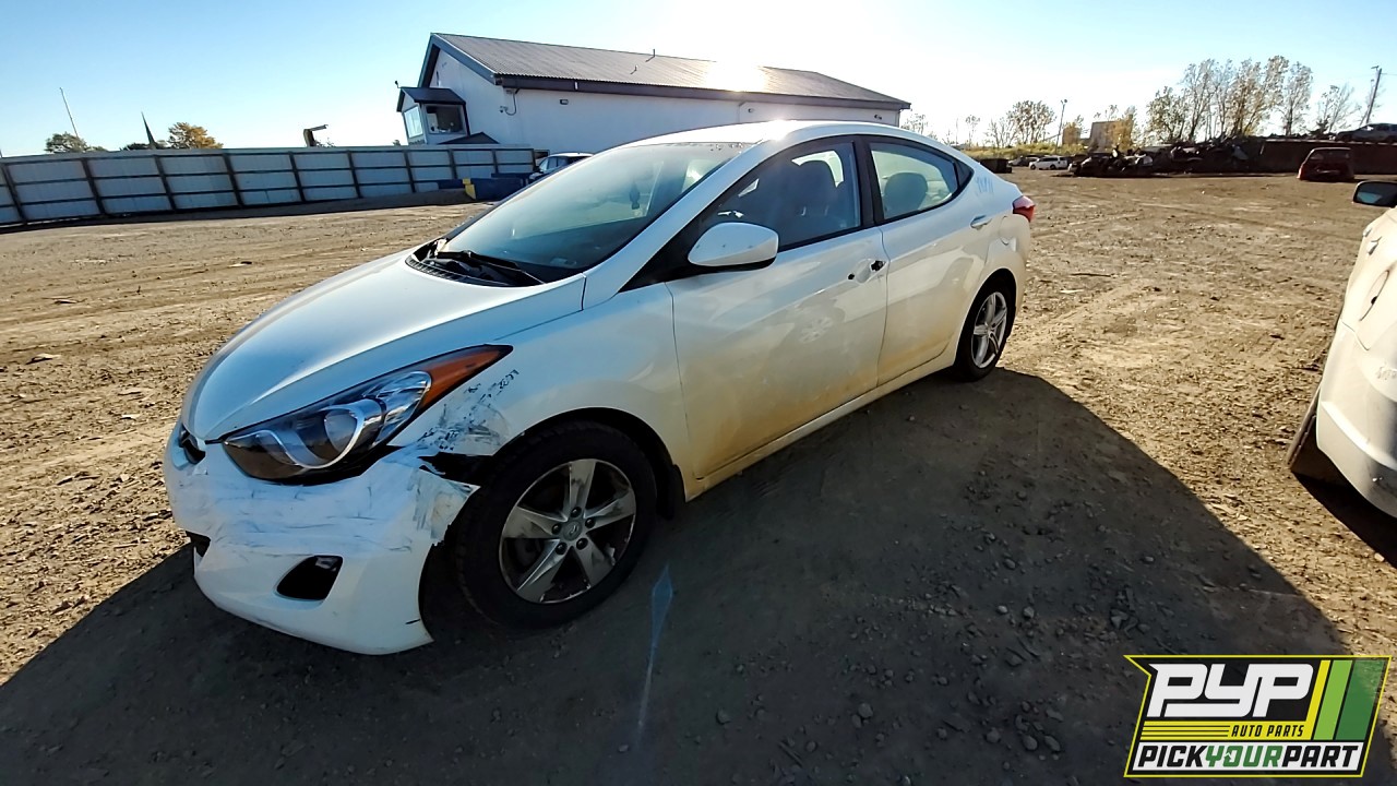 2013 HYUNDAI ELANTRA partes disponibles