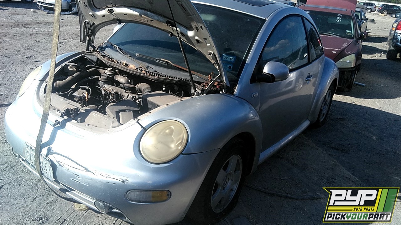 2002 VOLKSWAGEN BEETLE partes disponibles