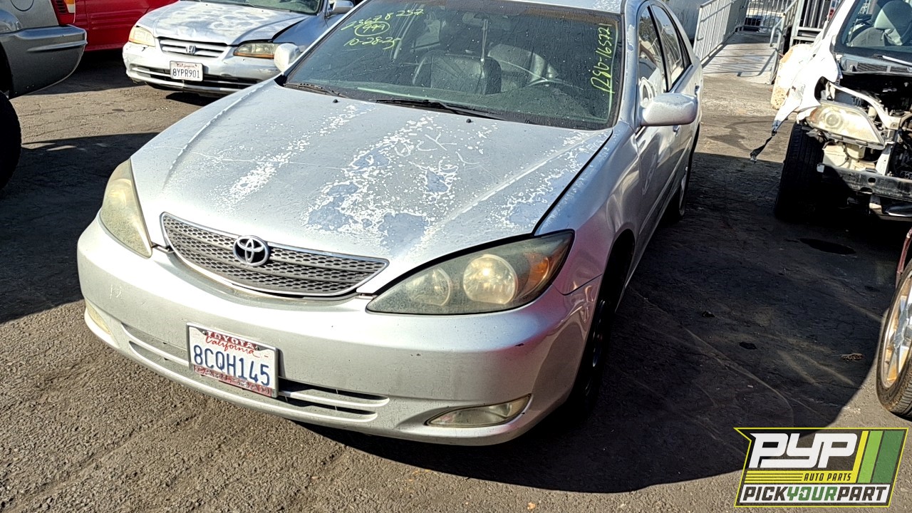 2004 TOYOTA CAMRY partes disponibles