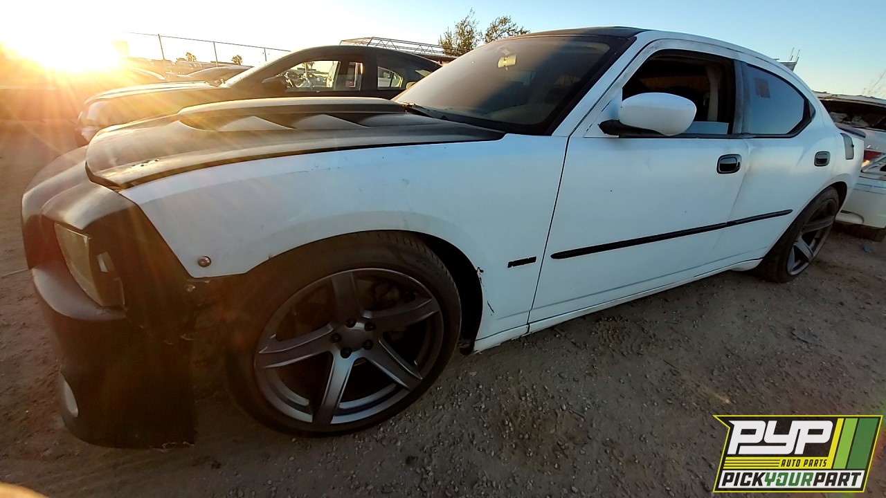 2008 DODGE CHARGER partes disponibles