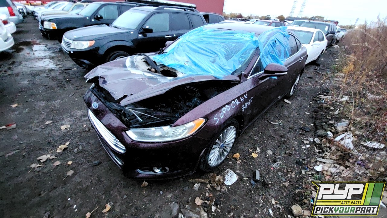 2013 FORD FUSION partes disponibles