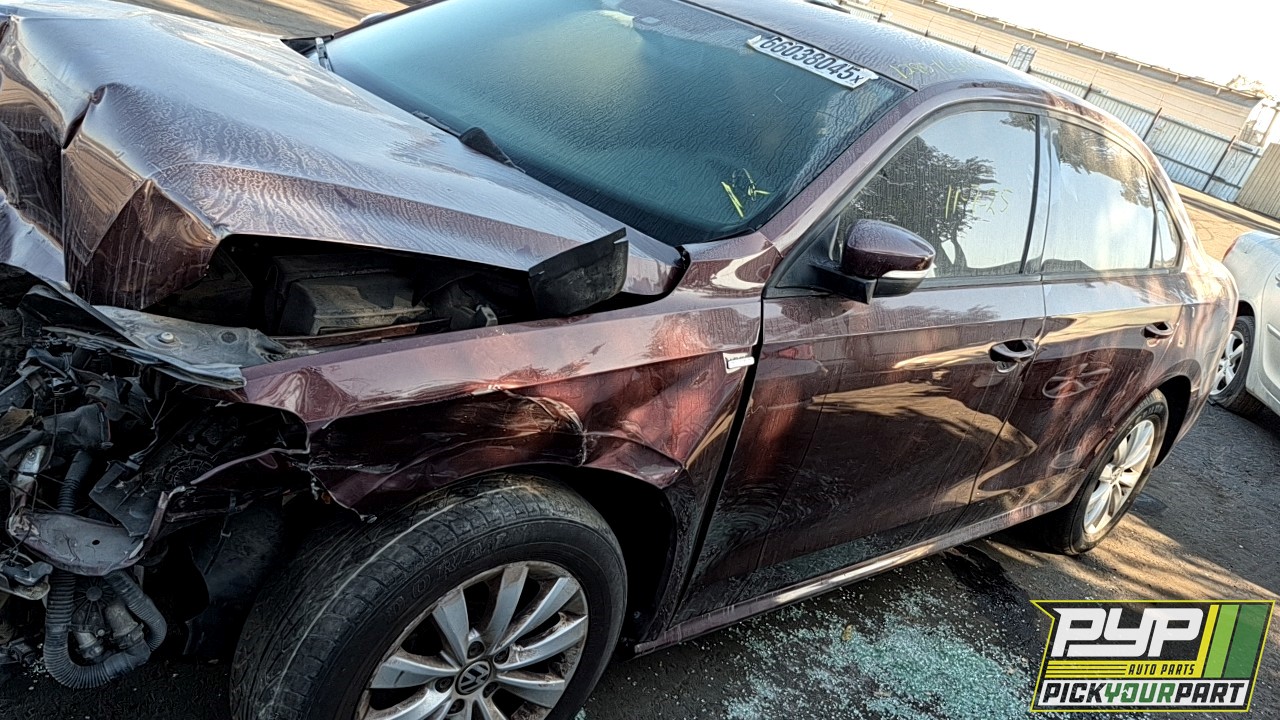 2014 VOLKSWAGEN PASSAT partes disponibles