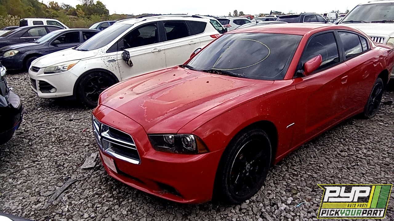2011 DODGE CHARGER partes disponibles