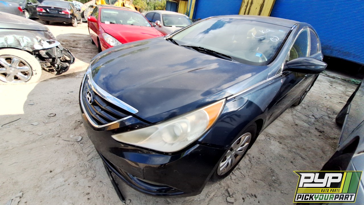 2013 HYUNDAI SONATA available for parts