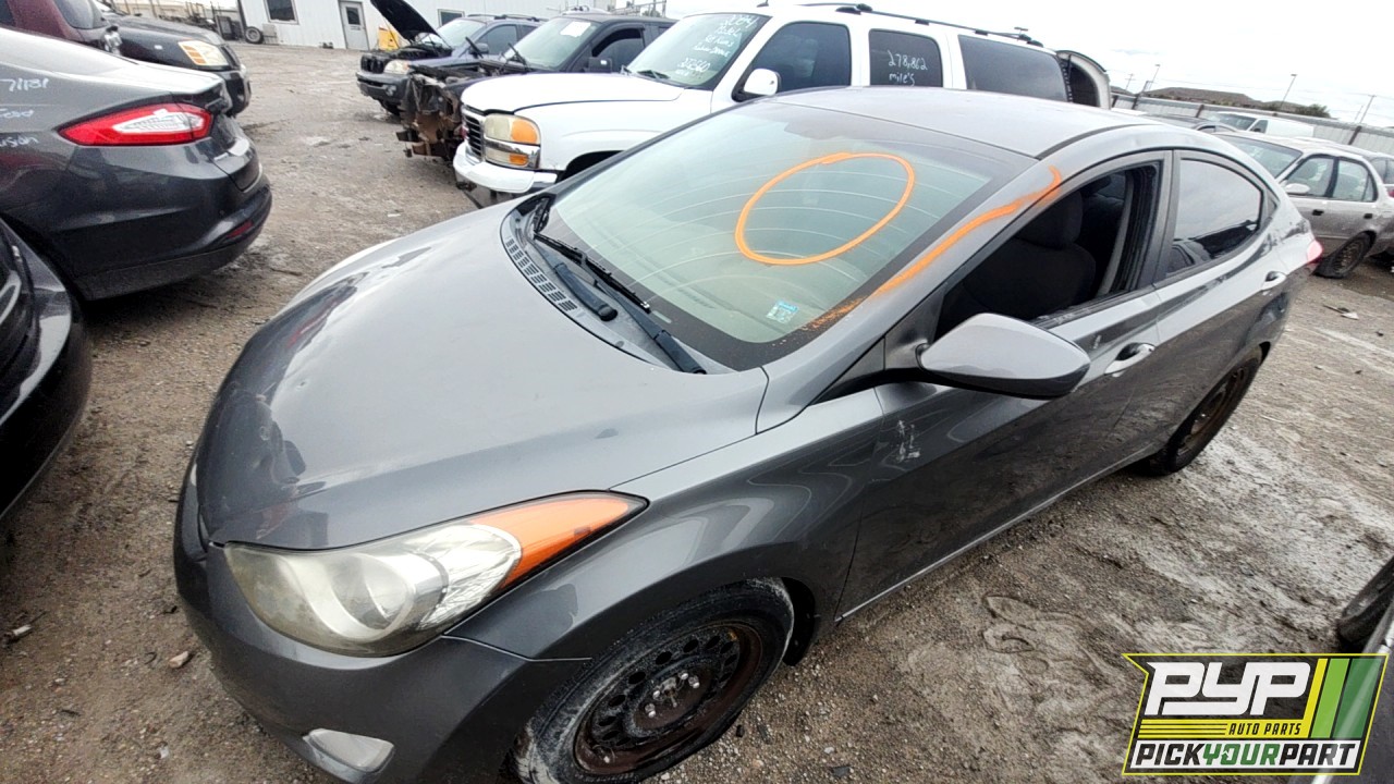 2013 HYUNDAI ELANTRA partes disponibles