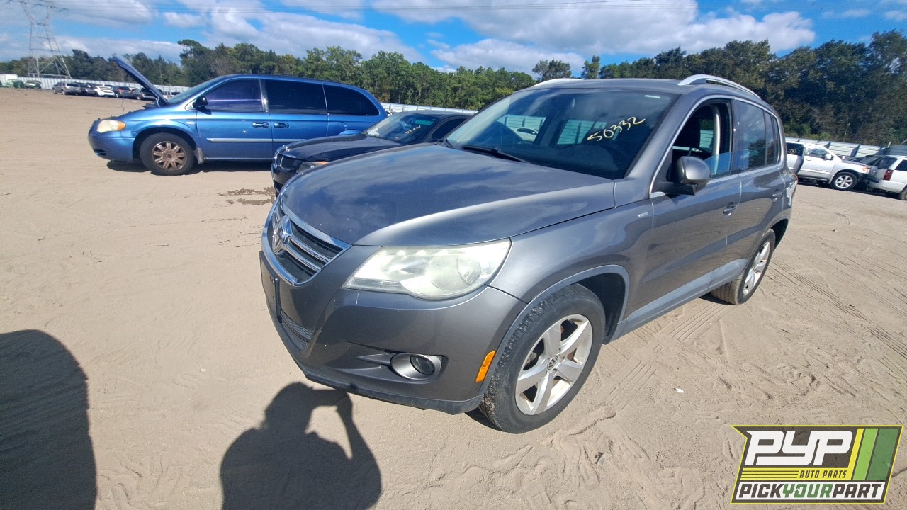 2010 VOLKSWAGEN TIGUAN available for parts