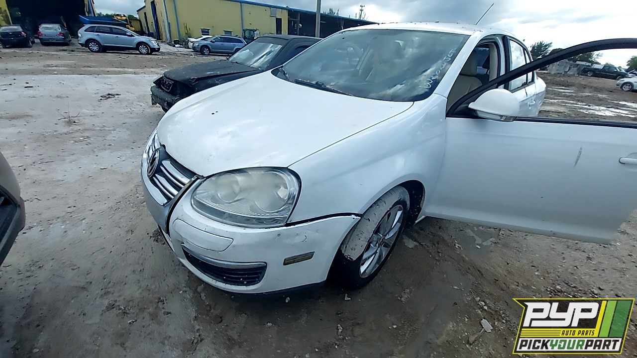 2010 VOLKSWAGEN JETTA partes disponibles