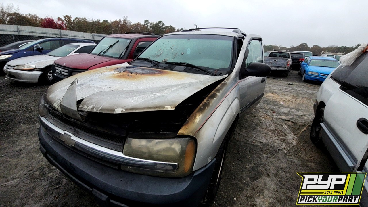2004 CHEVROLET TRAILBLAZER EXT available for parts