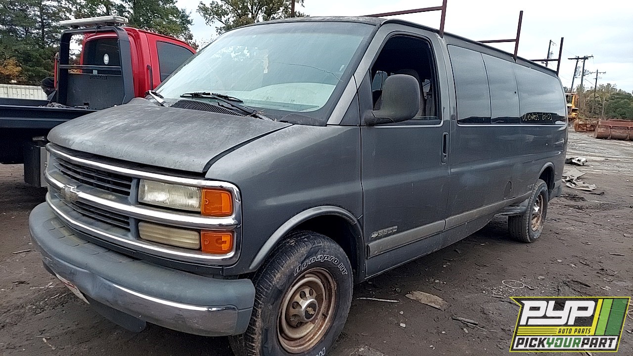 2000 CHEVROLET EXPRESS 3500 available for parts