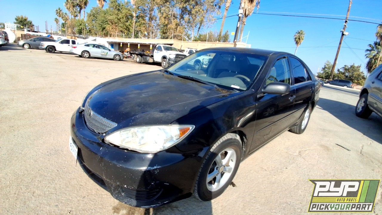 2005 TOYOTA CAMRY partes disponibles