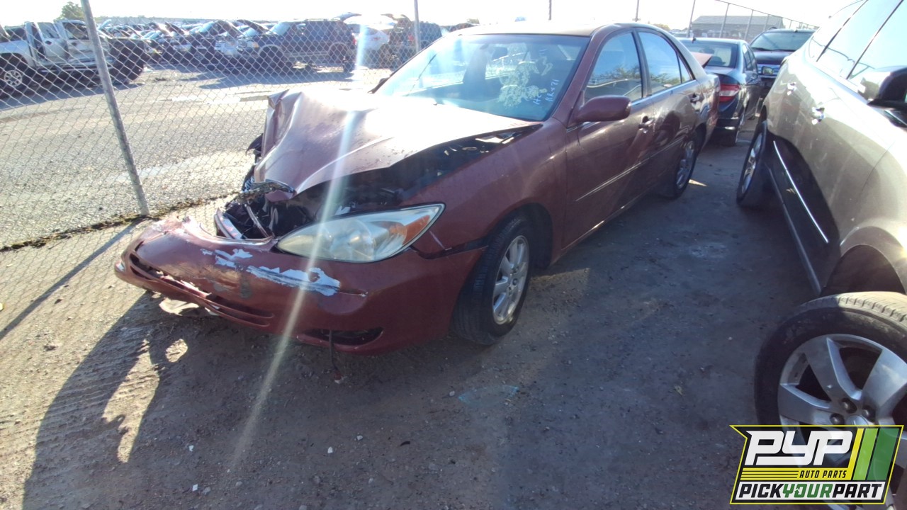 2004 TOYOTA CAMRY partes disponibles