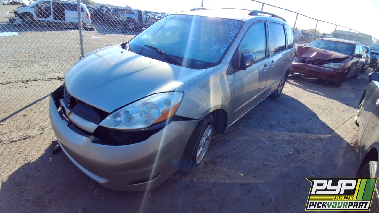 2008 TOYOTA SIENNA partes disponibles