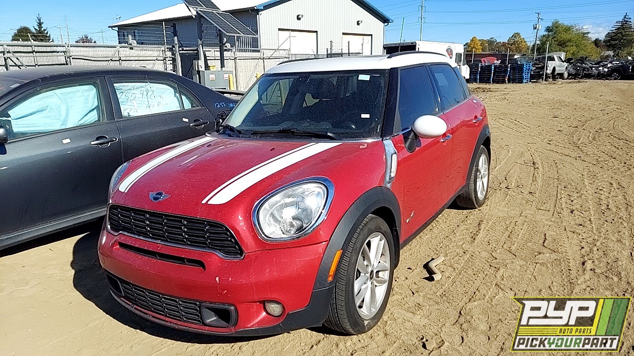 2013 MINI COOPER COUNTRYMAN available for parts
