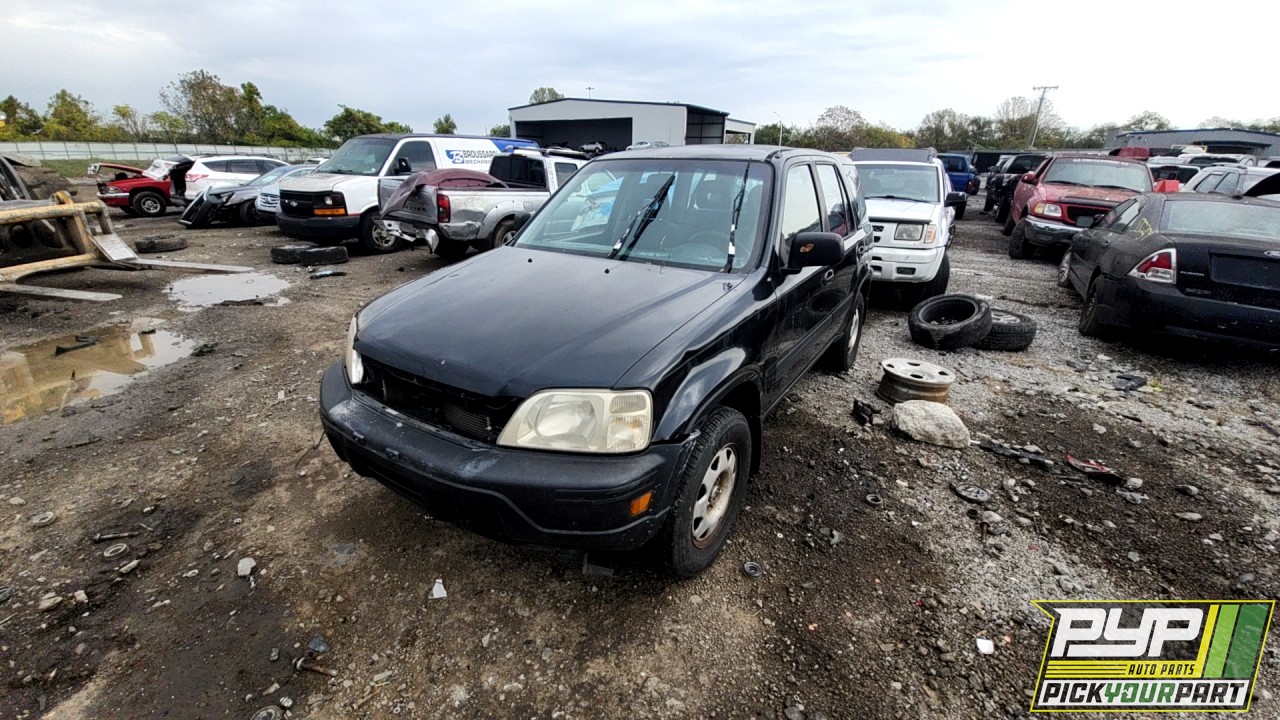 2001 HONDA CR-V available for parts