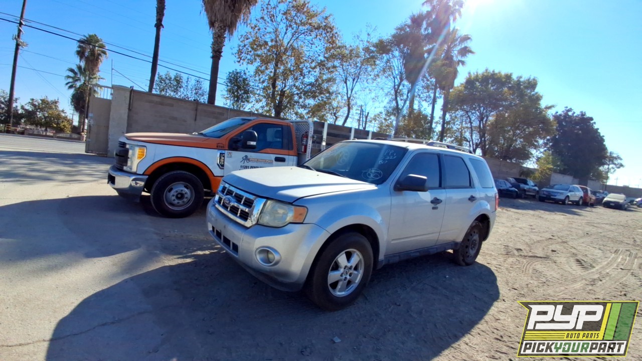 2009 FORD ESCAPE available for parts