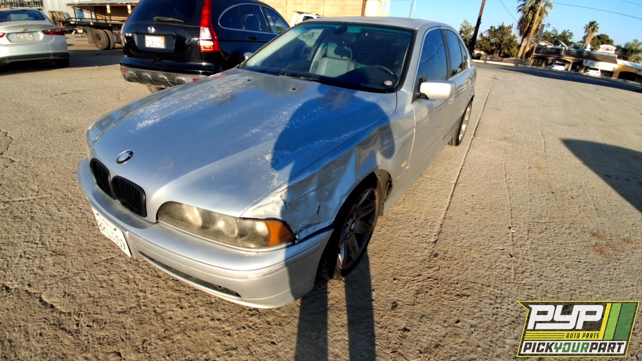 2003 BMW 525I partes disponibles
