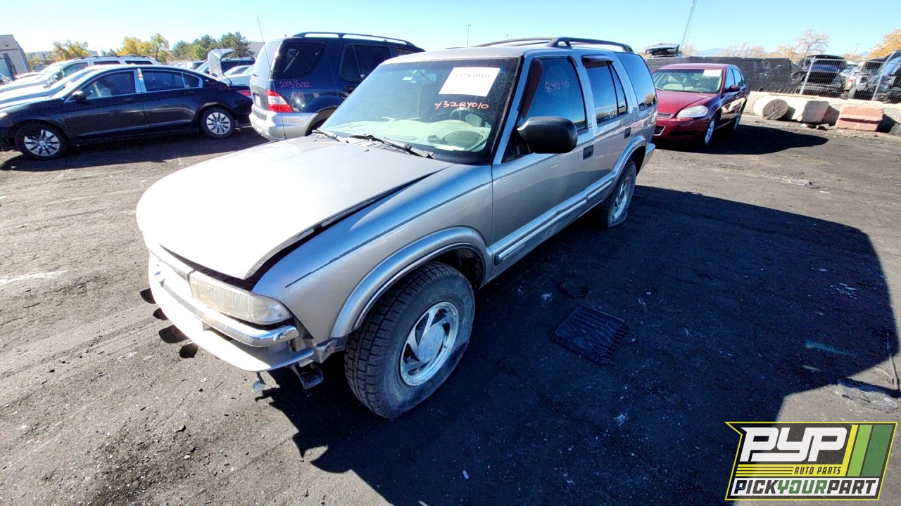 2001 CHEVROLET BLAZER available for parts