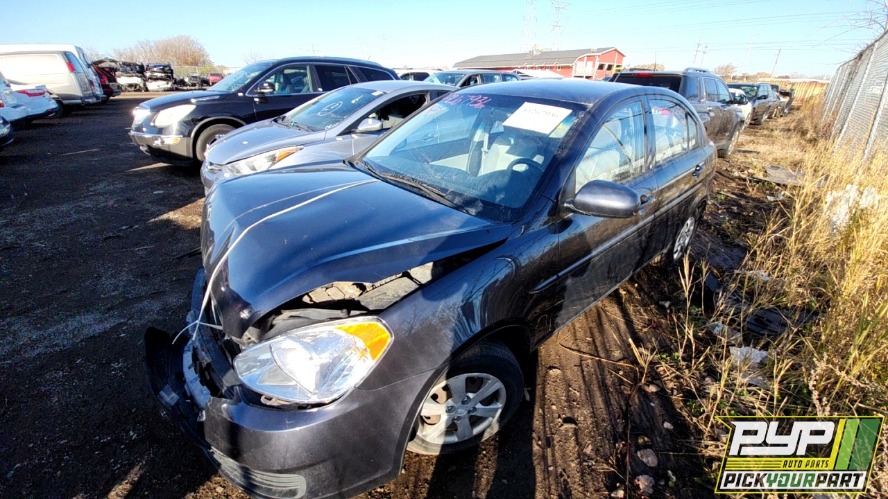 2010 HYUNDAI ACCENT partes disponibles