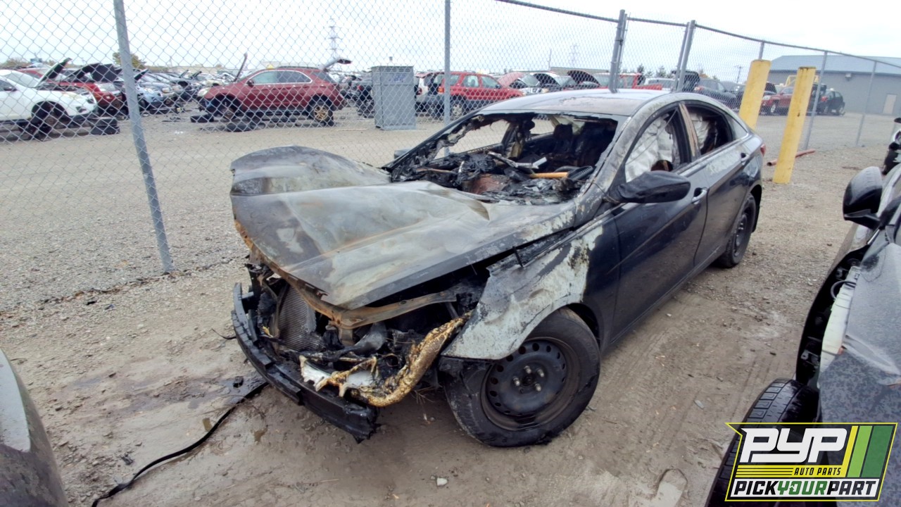 2012 HYUNDAI SONATA available for parts