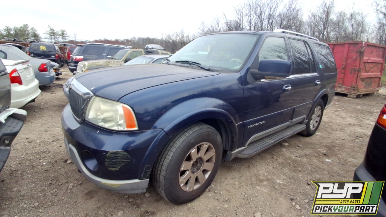 2004 LINCOLN NAVIGATOR available for parts