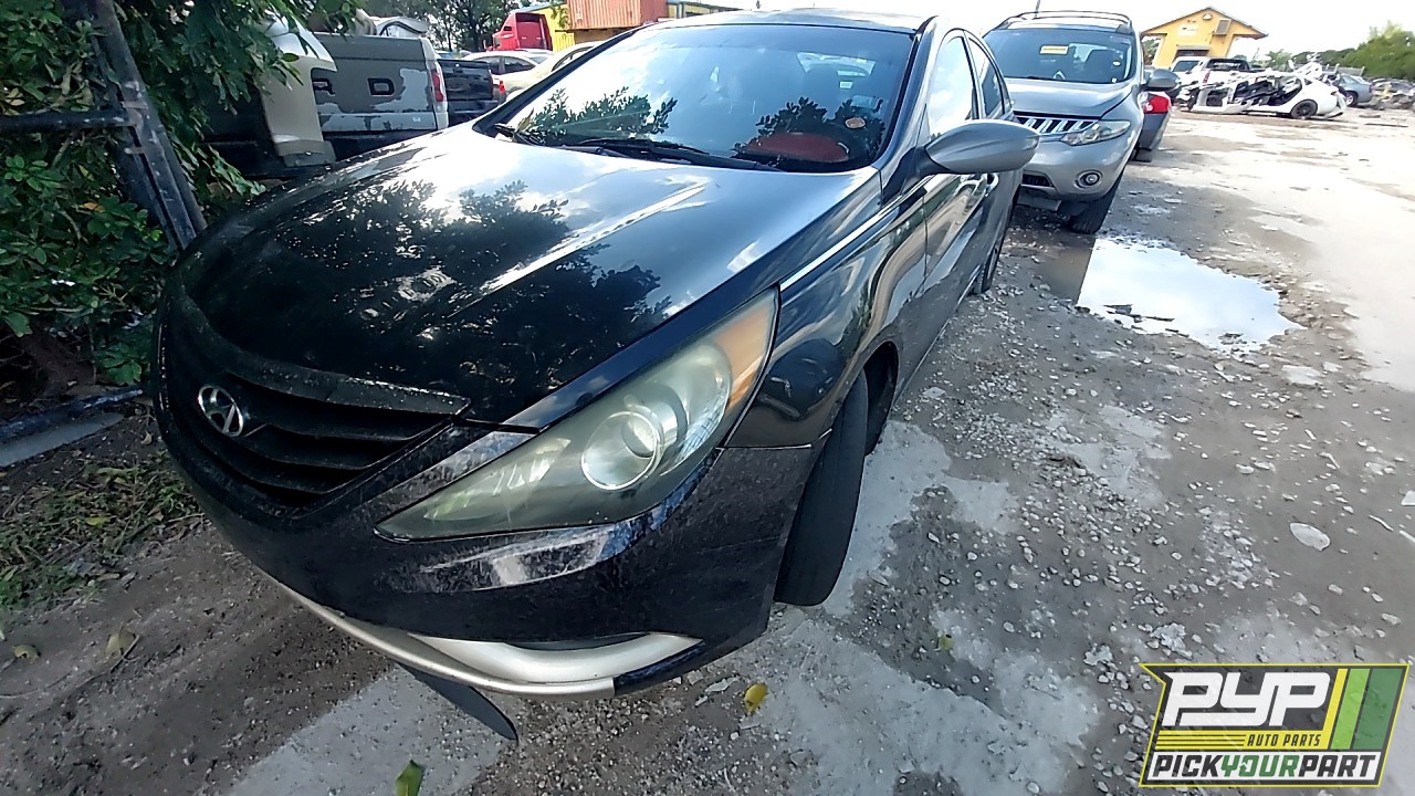 2012 HYUNDAI SONATA available for parts