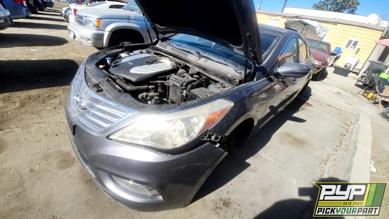 2012 HYUNDAI AZERA available for parts