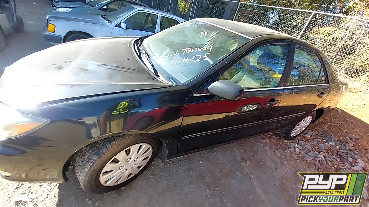 2004 TOYOTA CAMRY partes disponibles