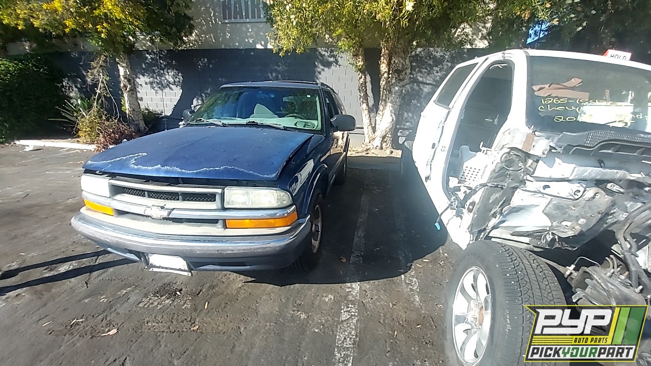 2001 CHEVROLET BLAZER available for parts