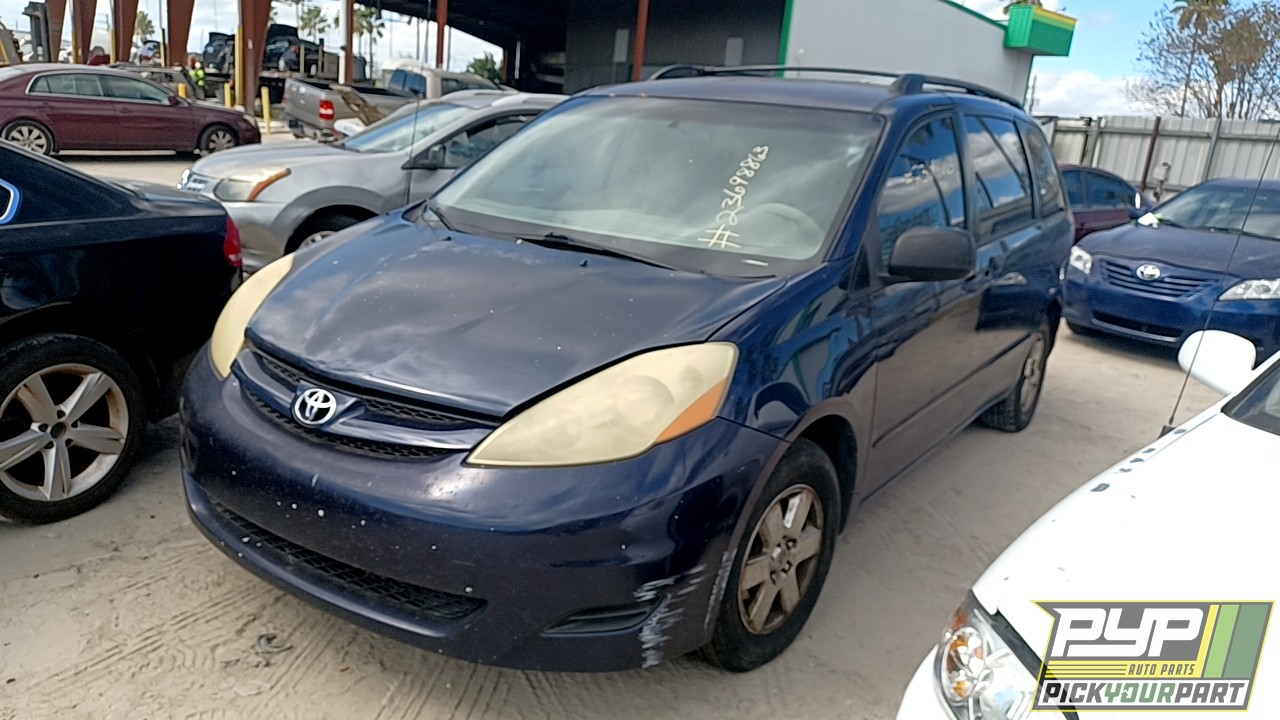 2006 TOYOTA SIENNA available for parts