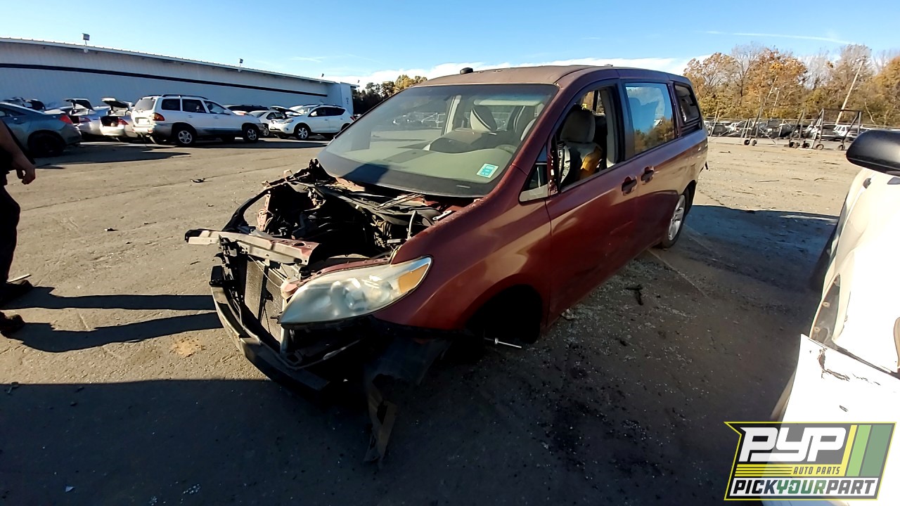 2013 TOYOTA SIENNA available for parts