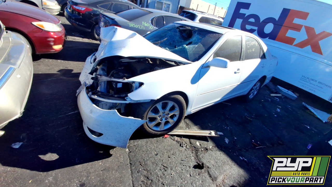 2006 TOYOTA CAMRY partes disponibles