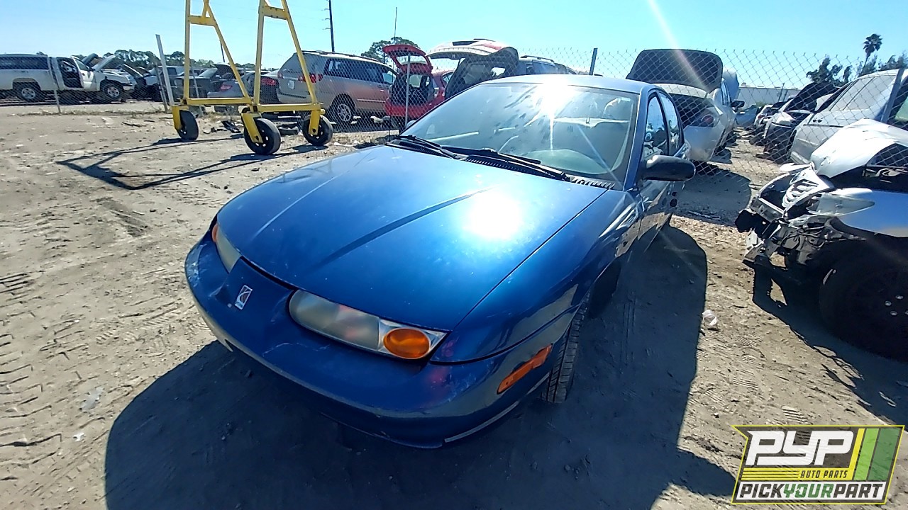 2001 SATURN SL2 available for parts