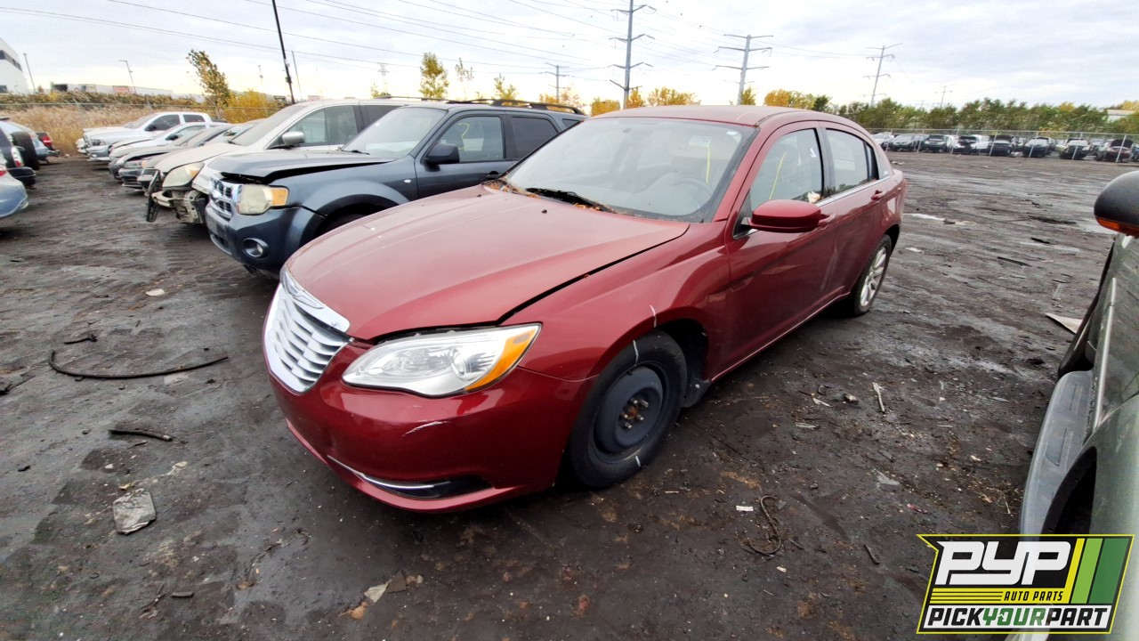 2011 CHRYSLER 200 partes disponibles