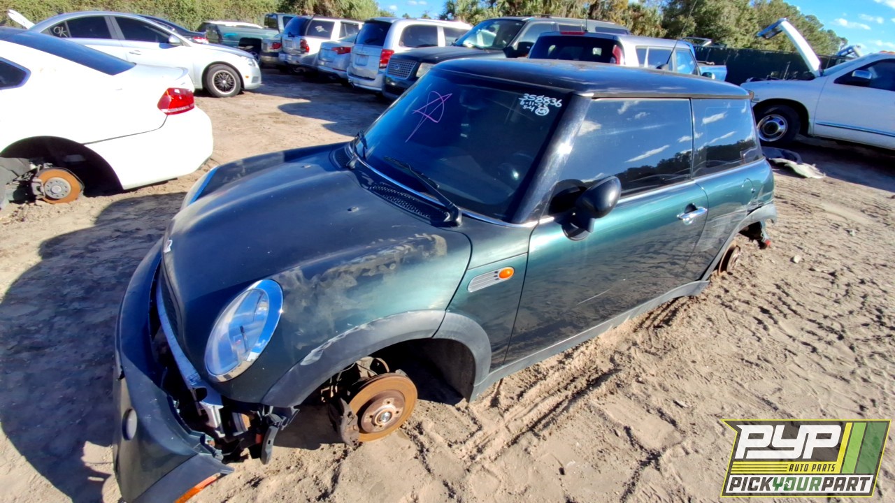 2006 MINI COOPER partes disponibles