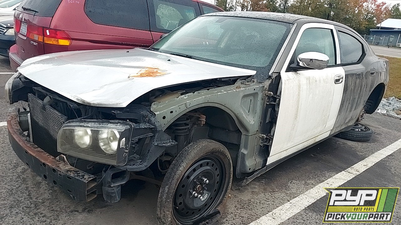 2009 DODGE CHARGER partes disponibles