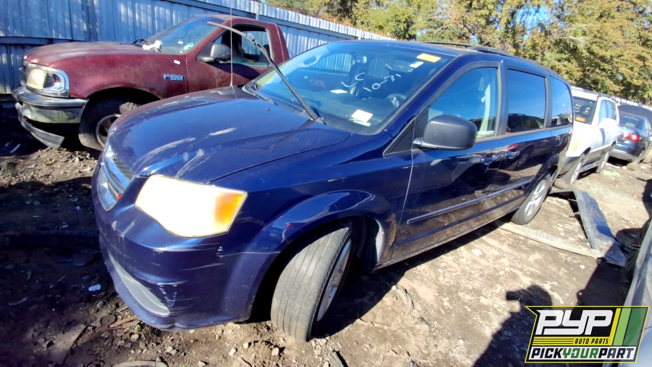 2013 DODGE GRAND CARAVAN partes disponibles