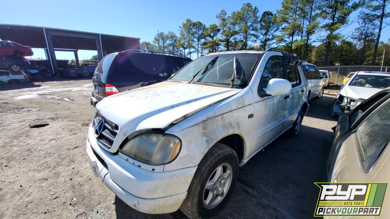 2000 MERCEDES-BENZ ML320 available for parts