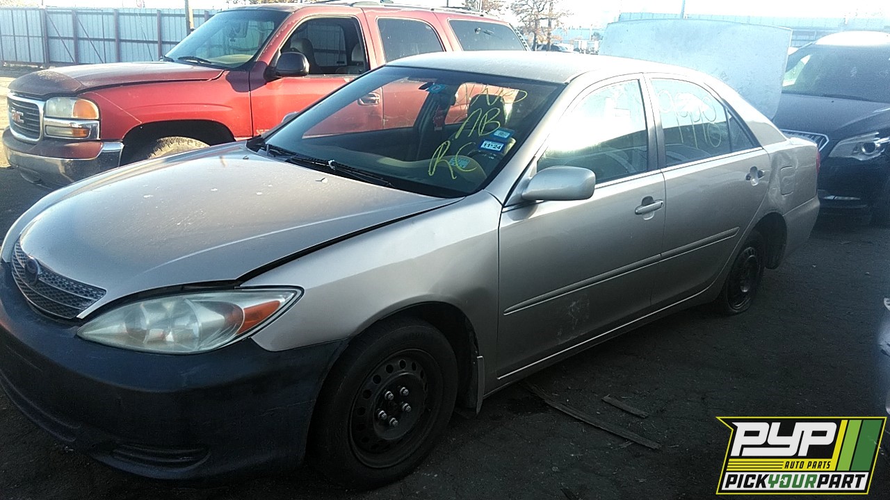 2003 TOYOTA CAMRY partes disponibles