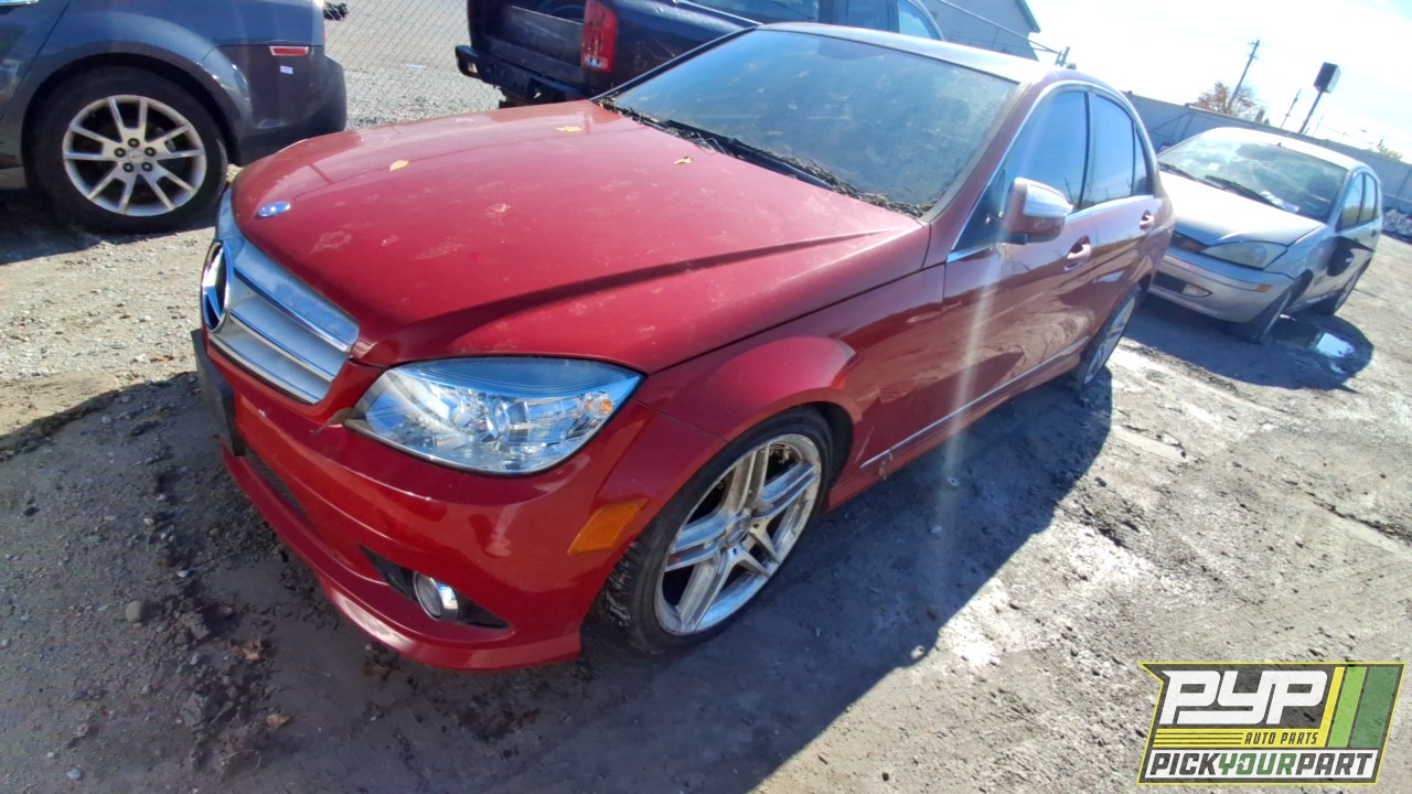 2008 MERCEDES-BENZ C300 partes disponibles