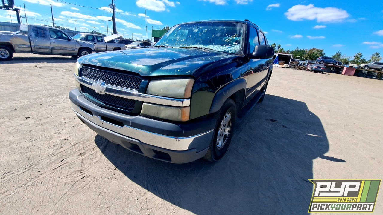2004 CHEVROLET AVALANCHE 1500 available for parts