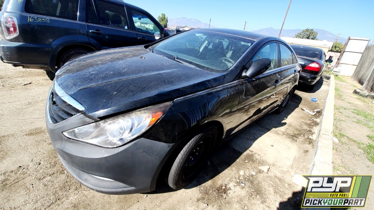 2011 HYUNDAI SONATA available for parts