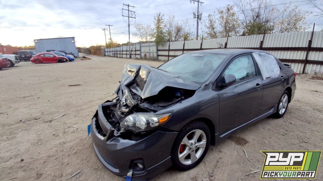 2012 TOYOTA COROLLA partes disponibles
