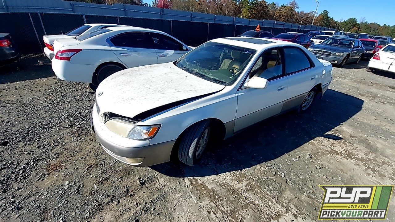 2001 LEXUS ES300 available for parts