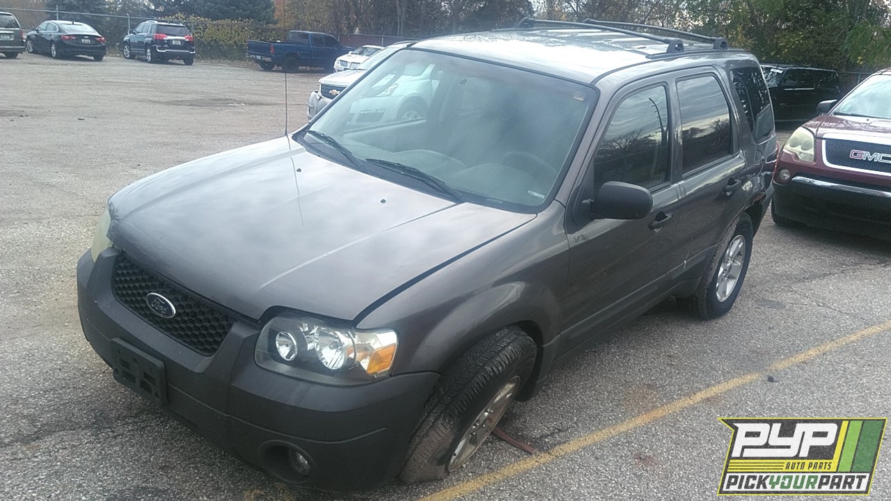 2005 FORD ESCAPE available for parts