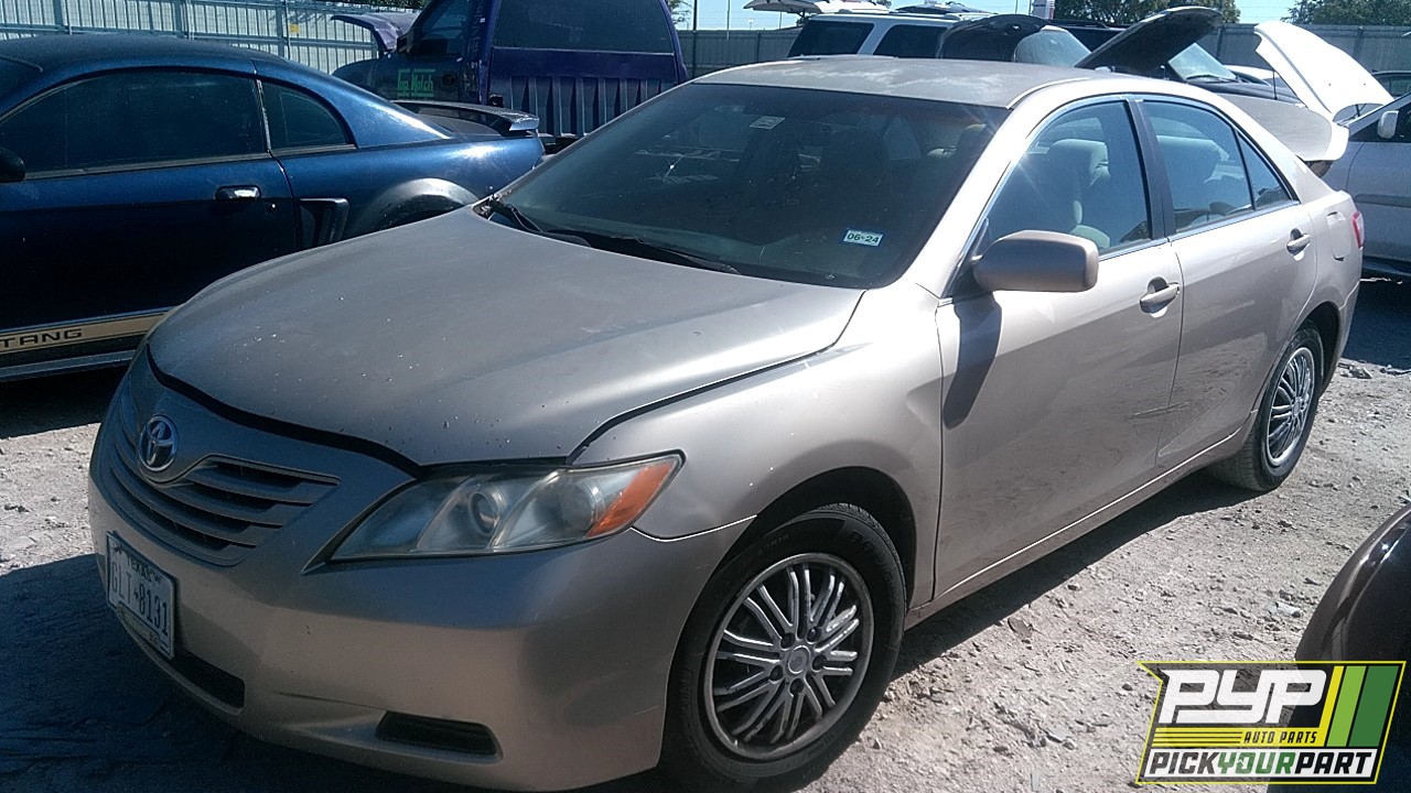 2008 TOYOTA CAMRY partes disponibles