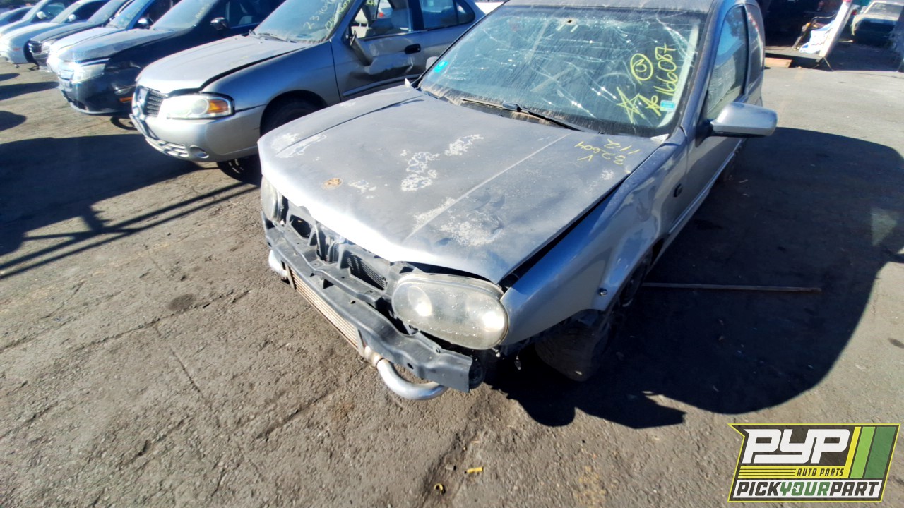 2004 VOLKSWAGEN GOLF partes disponibles