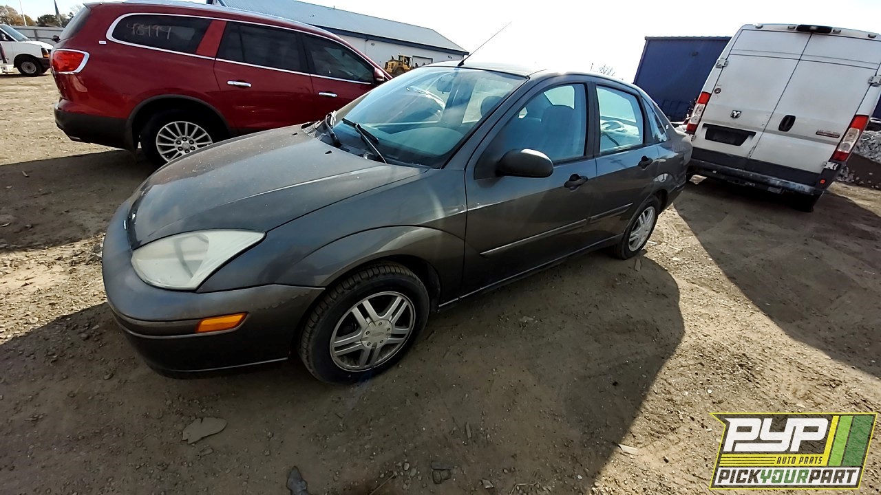 2002 FORD FOCUS available for parts