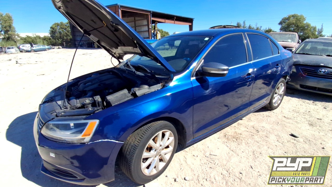 2013 VOLKSWAGEN JETTA partes disponibles